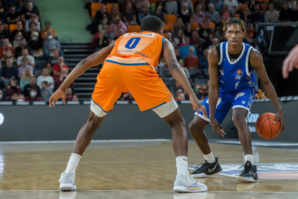 媒体庆祝 媒体庆祝