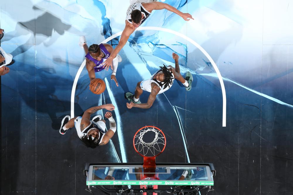 也展现出对 也展现出对